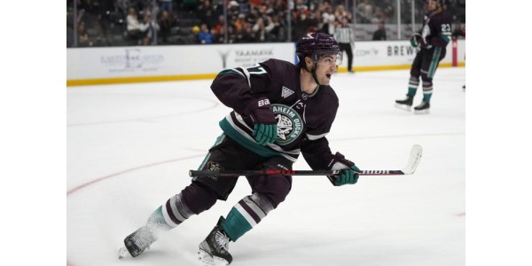 Hráči Anaheim Ducks nosí dresy k 30. výročí Hráči Anaheim Ducks nosí dresy k 30. výročí